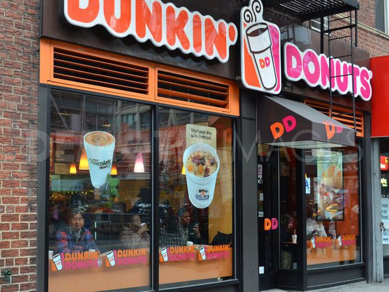 ¿Hay Dunkin’ Donuts en Canadá? (Todo lo que necesitas saber) Hay más Dunkin Donuts que cualquier otra tienda en Nueva York - Racked NY