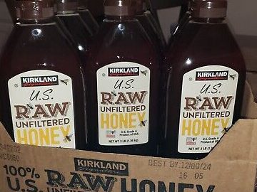 Kirkland Miel local cruda y sin filtrar de grado A de EE. UU., 48 oz |
