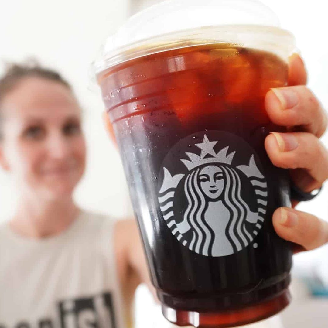 Las 10 bebidas más saludables de Starbucks (frías y calientes) + Cómo pedirlas ...