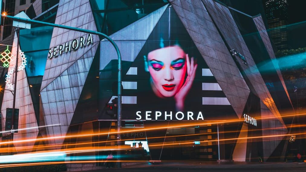 Precio y símbolo de las acciones de Sephora: ¿cotizan en bolsa?