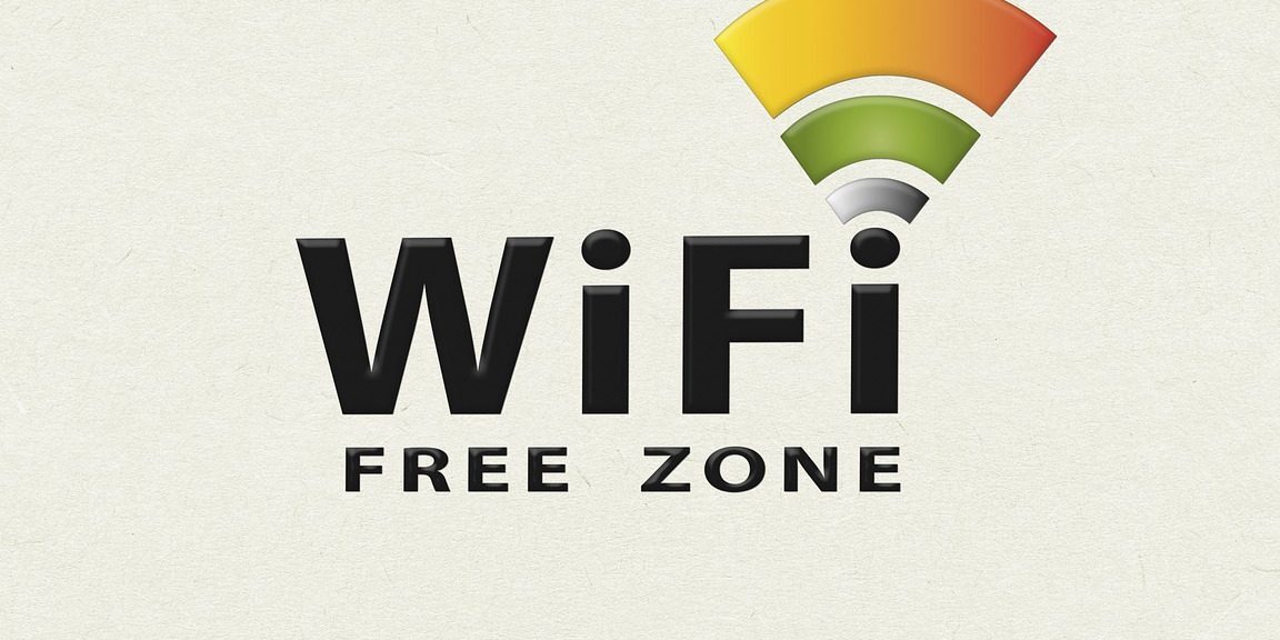 ¿Usando el WIFI de Starbucks?